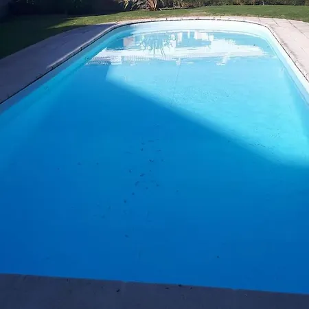 Apartment Sweet Surf, *